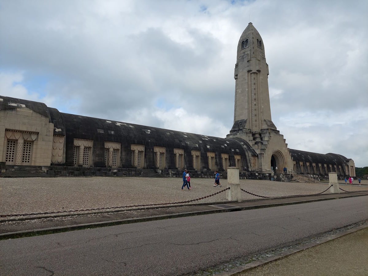 Verdun memorial stop France