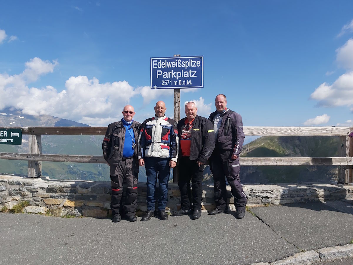 Grossglockner viewpoint Edelweißspitze riders point Alpine panorama Columbus motorcycle group Austria