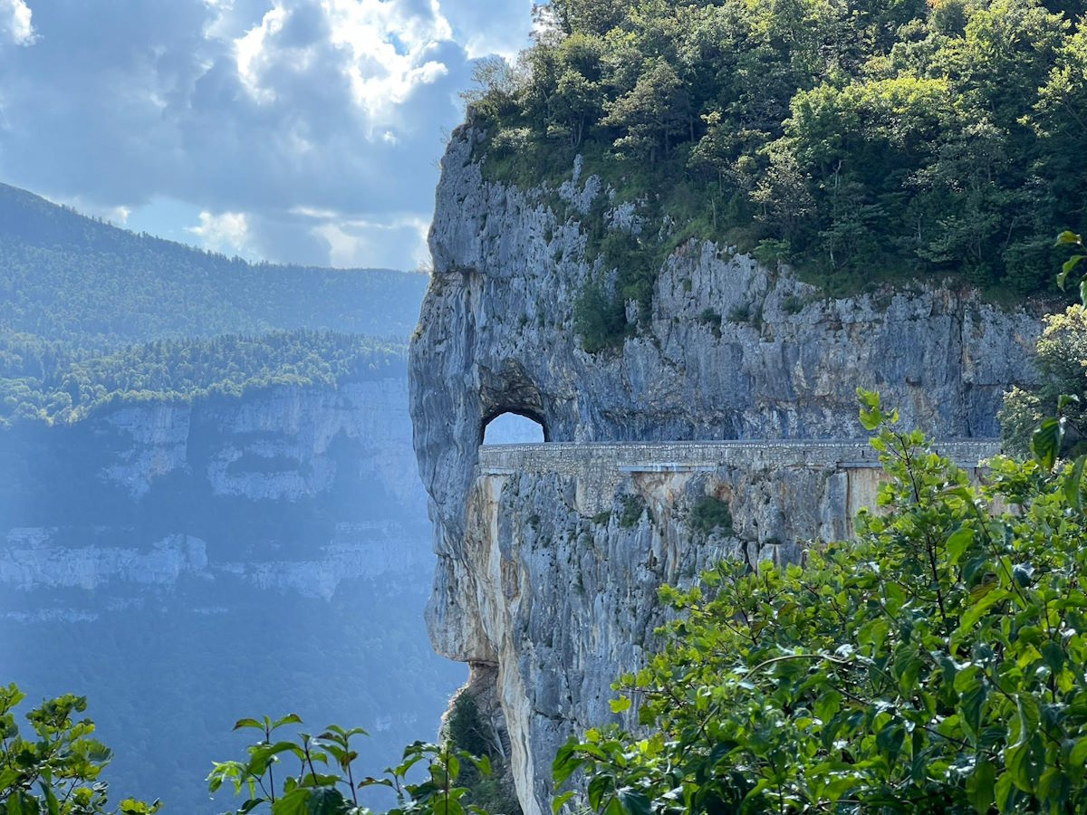 Comb Laval arch tunnel Vercors balcony road spectacular France 2024